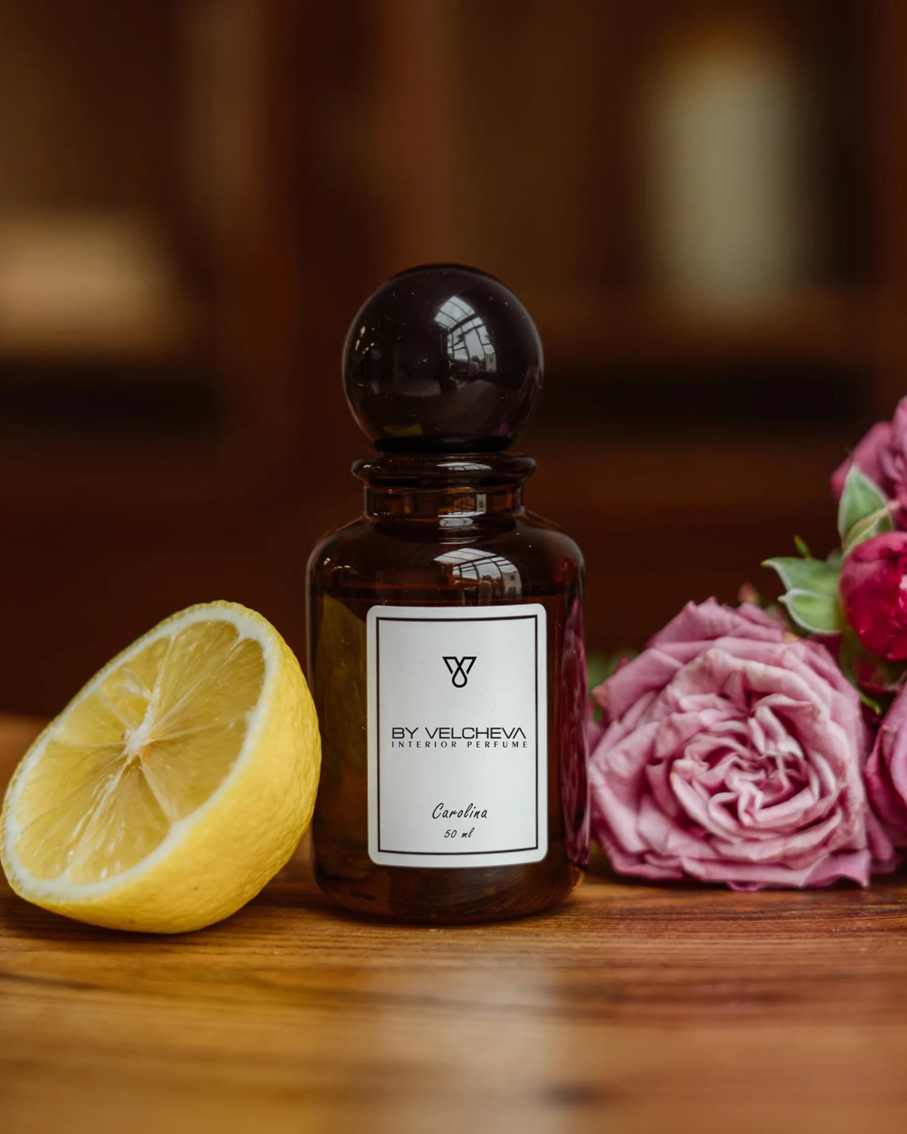 CAROLINA – perfumy do wnętrz Perfumy do wnętrz  – By Velcheva