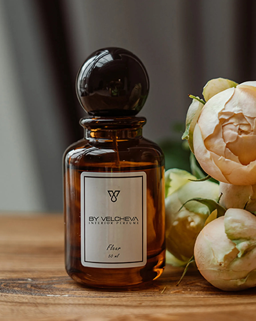 FLEUR – perfumy do wnętrz Perfumy do wnętrz  – By Velcheva