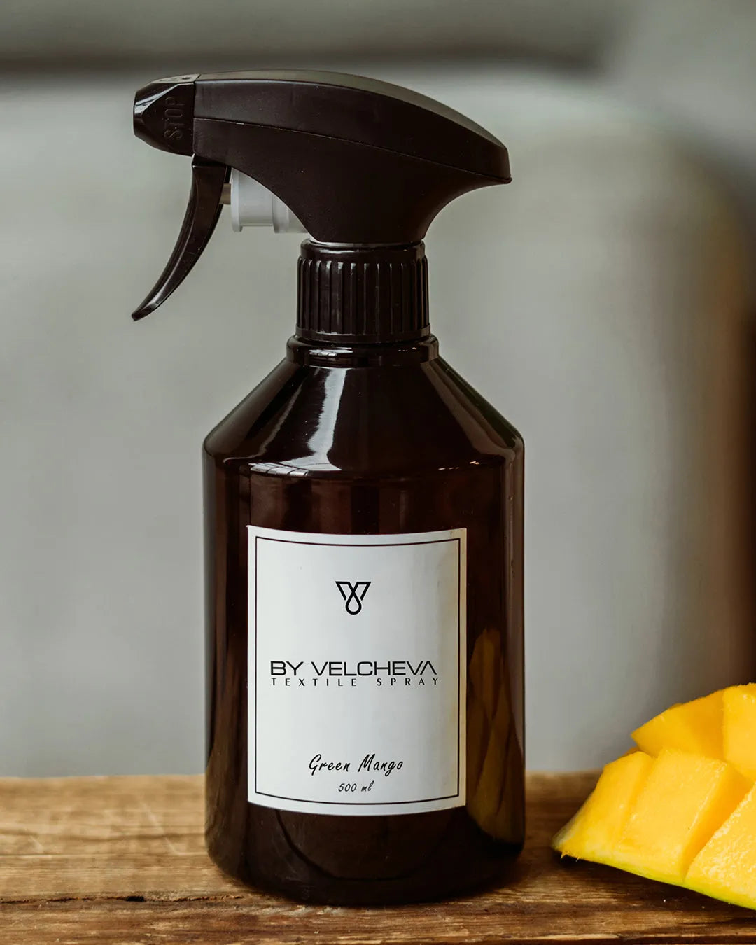 GREEN MANGO – spray do tekstyliów Spray do tkanin  – By Velcheva