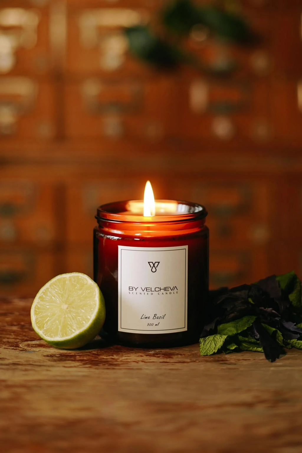 LIME BASIL – świeca zapachowa Świece zapachowe  – By Velcheva