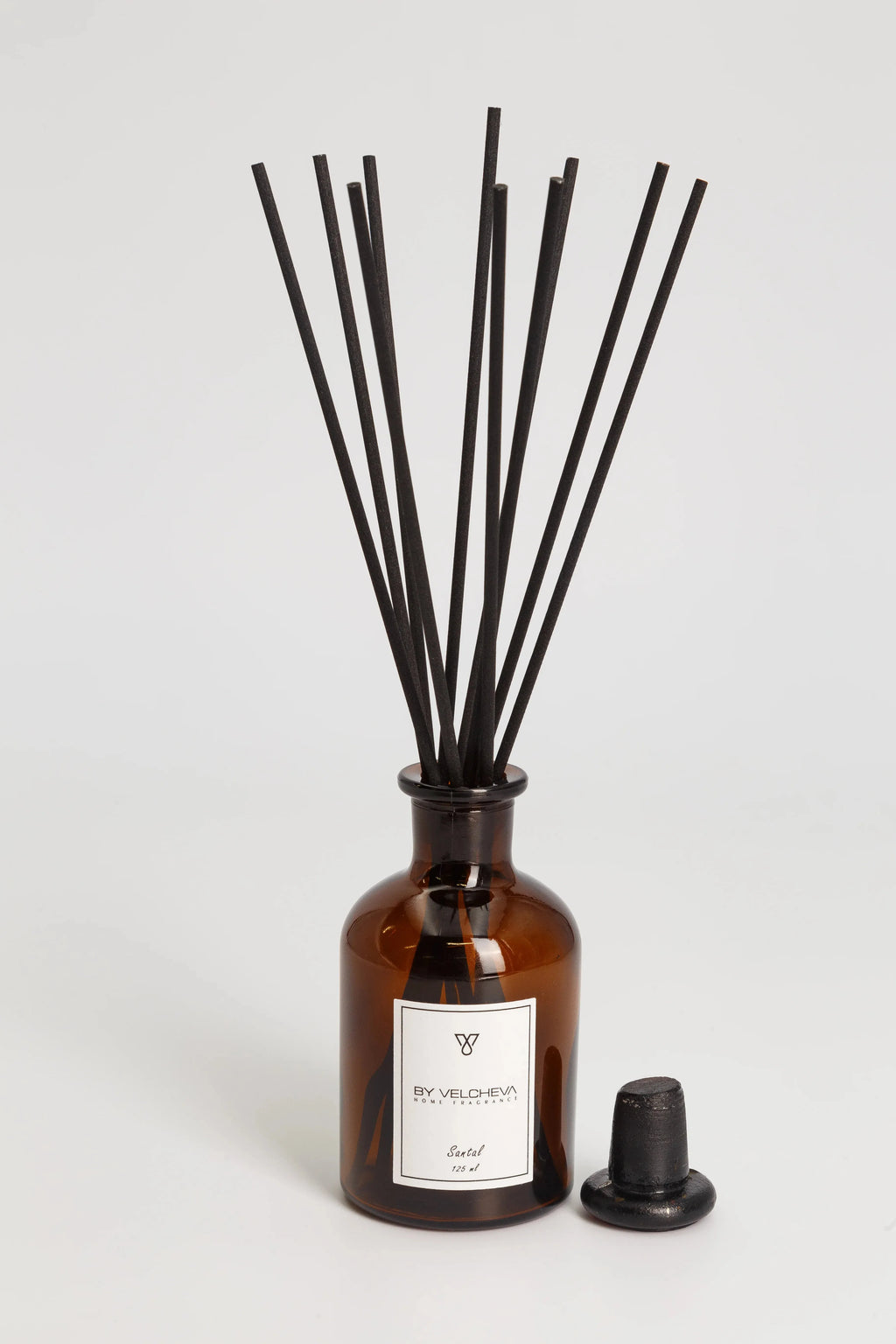 SANTAL – dyfuzor zapachowy z patyczkami Dyfuzory zapachowe z patyczkami S - 125 ml – By Velcheva