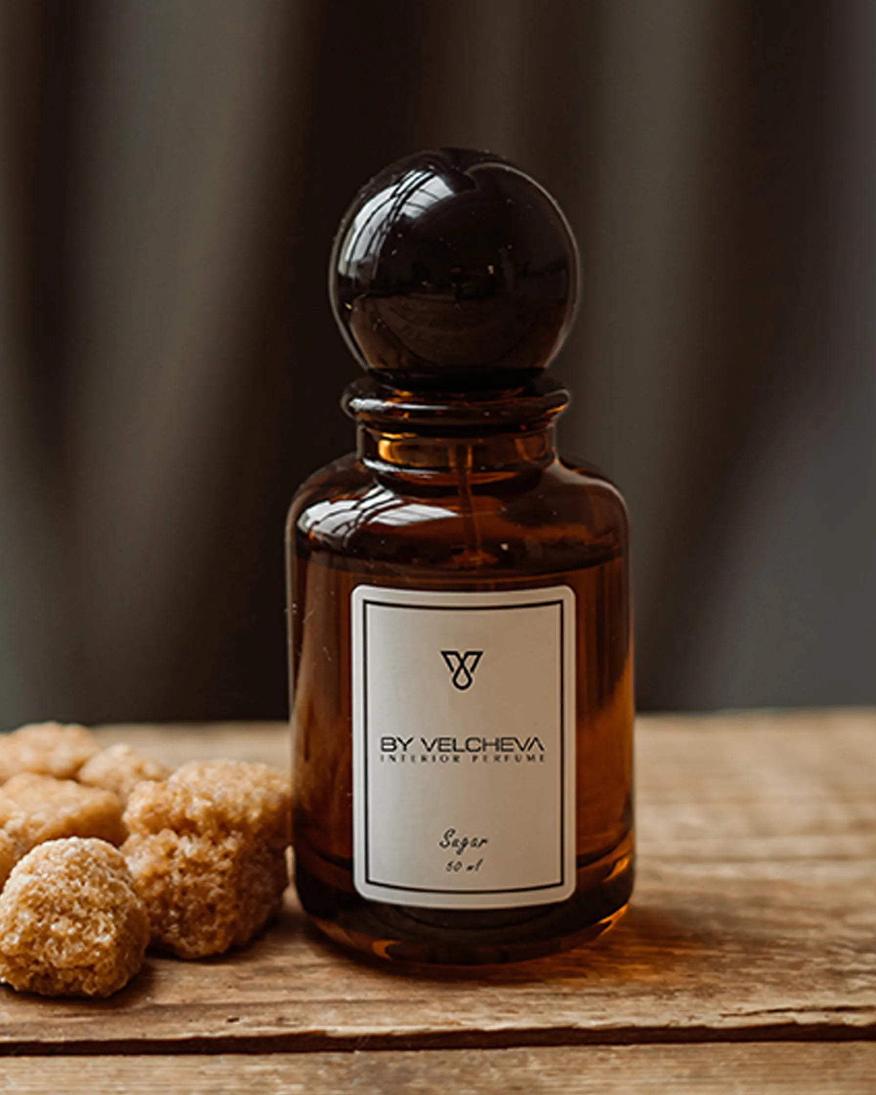 SUGAR – perfumy do wnętrz Perfumy do wnętrz  – By Velcheva